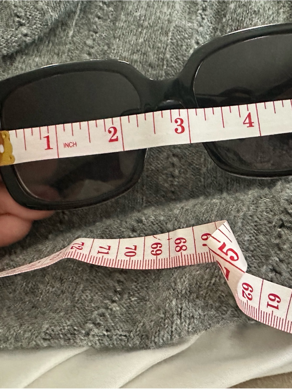 Chloe Black Oversized Square Sunglasses with Pale Pink Case - Picture 5 of 6